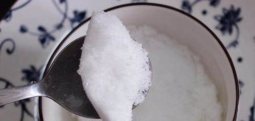 白糖結塊不必愁，輕松幾招解煩惱